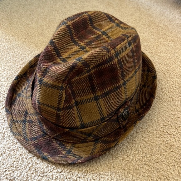 Goorin Bros Other - Goorin Bros Radler Top Hot